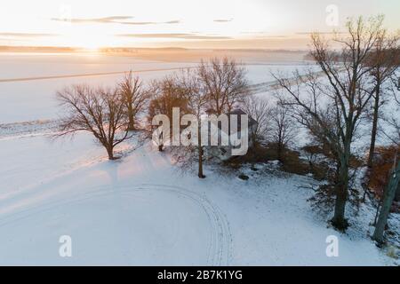 63895-17516 veduta aerea di Pleasant Grove Church all'alba in inverno Marion Co. Il Foto Stock