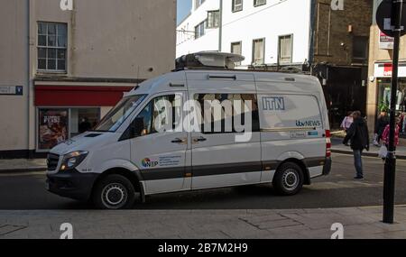 Londra, Regno Unito - 2 ottobre 2019: ITV News furgone satellitare parcheggiato a Croydon, South London. Foto Stock