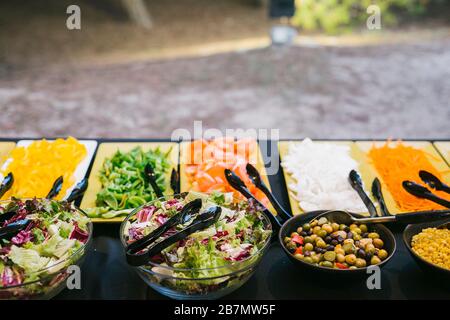 Ingredienti di verdure su un self-service Foto Stock