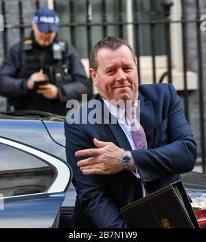 Londra, Regno Unito. 17 Marzo 2020. Mark Spencer MP Chief Whip arriva ad un incontro di Gabinetto al 10 Downing Street, Londra Credit: Ian Davidson/Alamy Live News Foto Stock