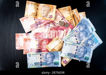 Valuta utilizzata in Sud Africa con ritratto di Nelson Mandela Foto Stock