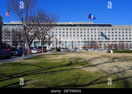 WASHINGTON, DC -21 FEBBRAIO 2020- Vista dell'edificio principale del Dipartimento di Stato degli Stati Uniti, guidato da Mike Pompeo, situato in C Street a Washington, DC. Foto Stock