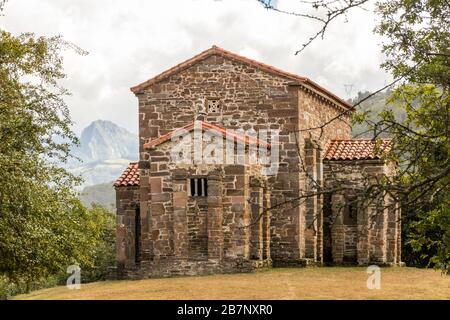 Lena, Spagna. La Chiesa di Santa Cristina de Lena, un tempio romano cattolico pre-romanico nelle Asturie. Patrimonio dell'umanità dal 1985 Foto Stock