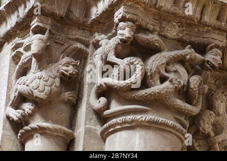 Medievale Bestiario - capitale (12 ° secolo) - Cattedrale di San Pietro - Ginevra Foto Stock