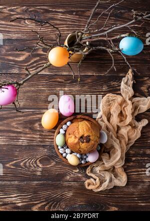 Italiano torta di Pasqua il panettone o russo kulich Foto Stock