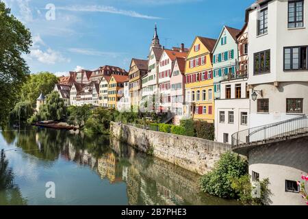 Tübingen-Germania, 16. 2019 settembre: Vista della città vecchia di Tübingen dal ponte Eberhard sul Neckar Foto Stock