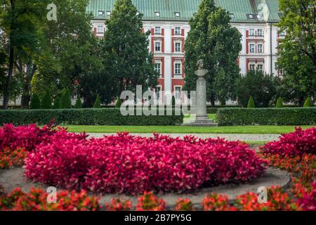 Un busto di Chopin nel parco Frédéric Chopin a Poznan, Polonia 2019. Foto Stock