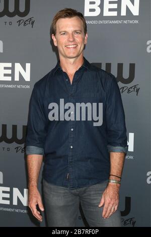 4 agosto 2019, Beverly Hills, CA, Stati Uniti d'America: LOS ANGELES - 4 AGOSTO: Trevor St. John al CW's Summer TCA All-Star Party al Beverly Hilton Hotel il 4 agosto 2019 a Beverly Hills, CA (Credit Image: © Kay Blake/ZUMA Wire) Foto Stock