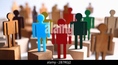 Riunioni di lavoro di gruppo in team con silhouette multicolore Foto Stock