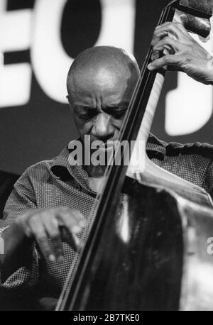 Reggie Workman, North Sea Jazz, l'Aia, Paesi Bassi, 2001. Foto Stock