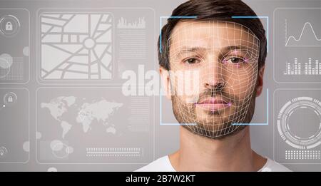 Controllo di sicurezza. Scansione di giovani contro schermo virtuale con dati, spazio di copia. Panorama Foto Stock