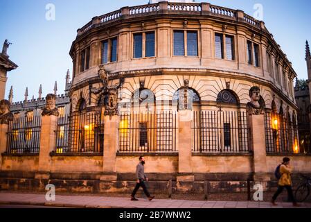 Sheldonian Theatre progettato da Christopher Wren per l'Università di Oxford, Inghilterra. Foto Stock