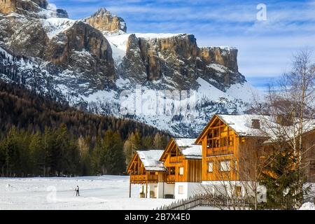 Case in Alto Adige, alta Badia, Italia Foto Stock