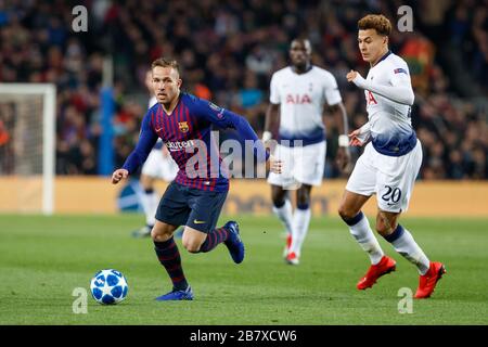 BARCELLONA, SPAGNA - DICEMBRE 11: Arthur Melo del FC Barcelona durante la partita UEFA Champions League del Gruppo B tra FC Barcelona e Tottenham Hotspur Foto Stock