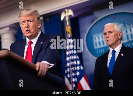 Washington DC, Stati Uniti. 18 Marzo 2020. Il Presidente degli Stati Uniti Donald J. Credit: MediaPunch Inc/Alamy Live News Foto Stock