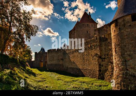 Fortificazioni medievali della Cité de Carcassonne, Francia. Foto Stock
