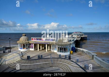 sera inverno sole molo cromer nord norfolk inghilterra Foto Stock