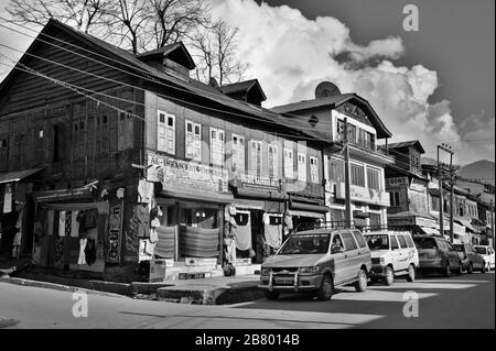 Market Road, Pahalgam, Kashmir, Jammu e Kashmir, India, Asia Foto Stock