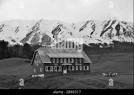 Hotel Green Park, Gulmarg, Baramulla, Kashmir, Jammu e Kashmir, India, Asia Foto Stock