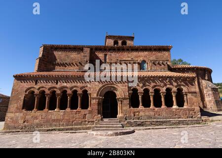 Chiesa di San Esteban Protomártir a Pineda de la Sierra, Burgos, Spagna Foto Stock