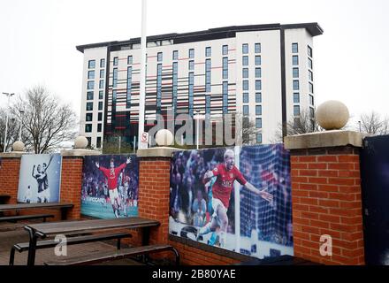 Una vista del calcio dell'Hotel vicino a Old Trafford, Manchester. Gary Neville e Ryan Giggs daranno agli operatori sanitari libero accesso ai loro alberghi da questo fine settimana in una manifestazione di solidarietà durante l'epidemia di coronavirus. Foto Stock