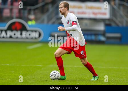 Utrecht - FC Utrecht - Sparta , Calcio , Stagione 2019/2020 , Eredivisie , Stadion Galgenwaard , 08-03-2020, FC Utrecht giocatore Simon Gustafson Foto Stock