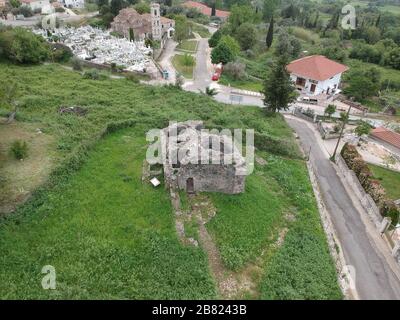 Vista aerea antichi bagni turchi bizantini rovine nella città di Paramythia vicino a igoumenitsa thesprotia, epirus, 1 di 6 rimanenti in Grecia. Foto Stock