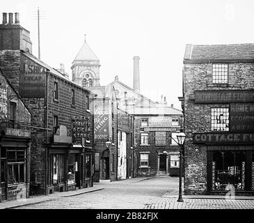 Howe Street, Burnley, Lancashire, primi del 1900 Foto Stock