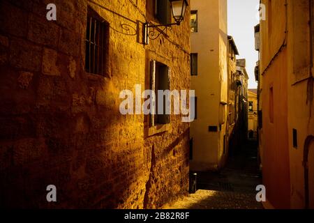 piccole strade a montpellier Foto Stock