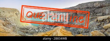 Quarantena dovuta all'epidemia di coronavirus covid19 scatto panoramico del vulcano Ijen o Kawah Ijen in lingua indonesiana. Famoso vulcano contenente Foto Stock