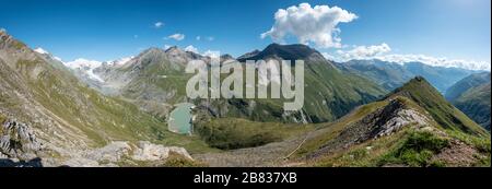 Escursioni intorno alla montagna Grossglockner, la montagna più alta dell'Austria, Austria/Europa Foto Stock