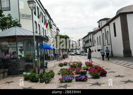 Igreja do Colėgio dos Jesuitas de Ponta Delgada sul isola di São Miguel nelle Azzorre ora il Museo Di Arte Sacra Foto Stock