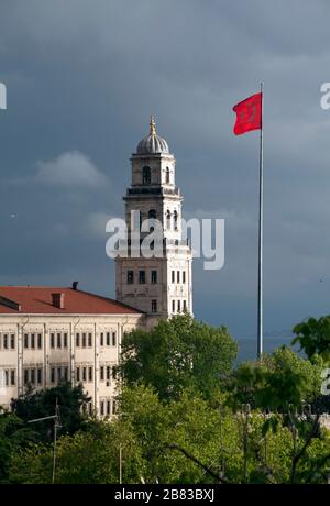 Istanbul, Turchia - 2016 aprile 26 : la parte asiatica di Istanbul, la vecchia caserma ottomana di Selimiye a Istanbul, turchia. Foto Stock