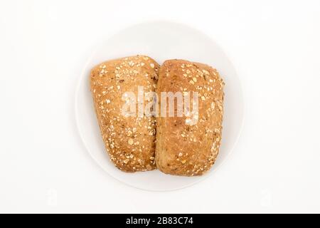 Pane fatto in casa su un piatto. Vista dall'alto. Messa a fuoco selettiva. Foto Stock