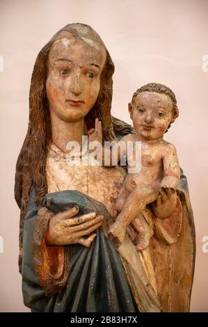 Madonna con Gesù Bambino. Seconda metà del 15 ° secolo. Galleria della città di Bratislava. Foto Stock