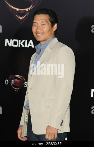 ***FILE PHOTO*** Daniel Dae Kim Prove positive per Coronavirus. NEW YORK, NY - 10 GIUGNO: Daniel Dae Kim alla prima mondiale 'MAN of Steel' ad Alice Tully Hall al Lincoln Center il 10 giugno 2013 a New York City. Credit RW/MediaPunch Inc Foto Stock