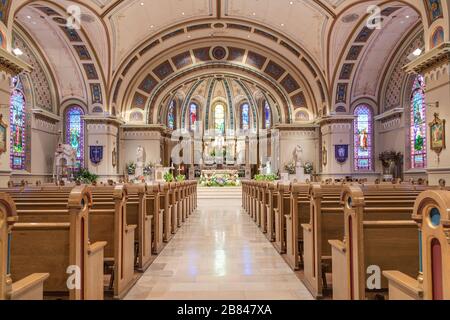 Chiesa cattolica interno dopo la vacanza orientale a Boise Idaho. Foto Stock