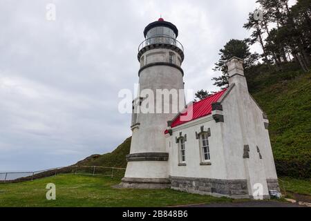 Lo storico faro di Heceta Head vicino a Firenze, Oregon, USA Foto Stock