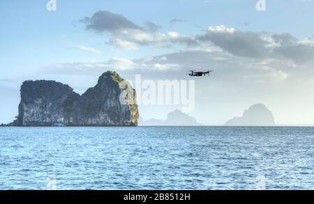 Ko Ngai Hai Island alba vista drone aereo Foto Stock