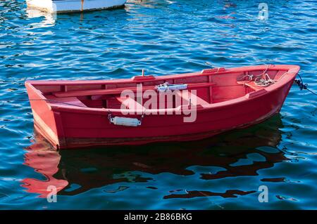 Red barca da pesca in Spagna Foto Stock