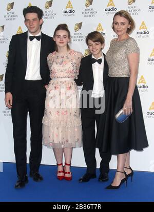 Mar 21, 2017 - Londra, Inghilterra, Regno Unito - Royal Television Society Awards 2017 spettacoli fotografici: Josh o'Connor, Daisy Waterstone, Milo Parker e Keeley Haw Foto Stock