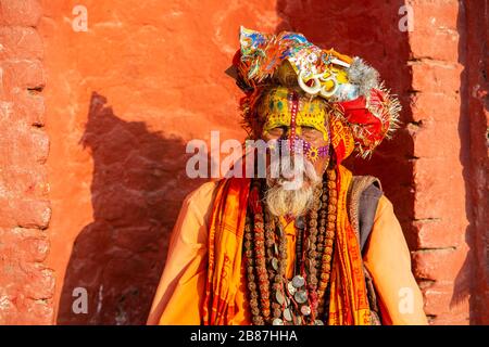 Ritratto di Sadu a Pashupatinath a Kathmandu, Nepal Foto Stock