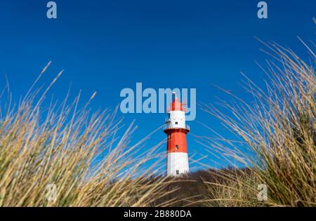 Piccolo faro Borkum, fuori servizio dal 2003, serve ancora come supporto antenna per il sistema di sicurezza stradale EMS, Mare del Nord isola Borkum, Lower Foto Stock