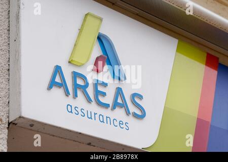 Bordeaux , Aquitaine / Francia - 03 11 2020 : aree di assicurazione marchio logo negozio ufficio edificio Foto Stock