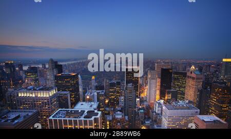 Grattacieli del Midtown Center di Manhattan e del Central Park di New York, 12.04.2009, vista aerea, Stati Uniti, New York City Foto Stock