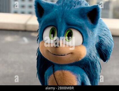 Sonic the Hedgehog (2019) diretto da Jeff Fowler e con Jim Carrey, James Marsden e Neal McDonough. Grande schermo per i personaggi del gioco di sega; Sonic può sfuggire alle grinfie del Dr. Robotnik? Foto Stock