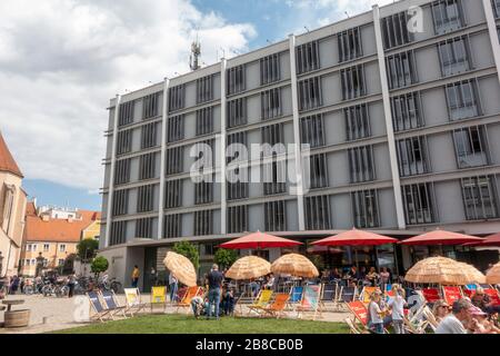 Il municipio/nuovo municipio in Rathausplatz a Ingolstadt, Baviera, Germania. Foto Stock