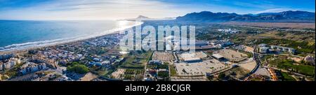 Oliva Nova, spiaggia di Denia. Panorama aereo Foto. Valencia, Spagna, Costa del Azahar Oliva Foto Stock