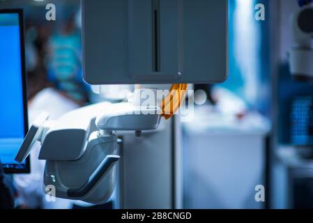 Tomografia dentale, trattamento e prevenzione della cavità orale. Foto Stock