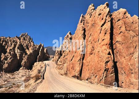 Il paesaggio panoramico 'Quebrada de las Flechas' (ArrowsCreek) nella provincia Salta, Argentina Foto Stock